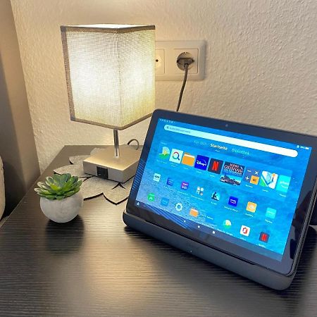 3 Zimmer Apartment In S-Bahn Naehe, 76 Qm, Max 5 Pers, 30Qm Dachterasse, Garage, Internet 1000 Mbit Gärtringen Zewnętrze zdjęcie