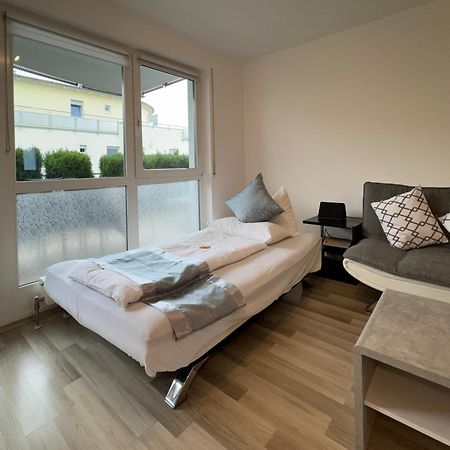 3 Zimmer Apartment In S-Bahn Naehe, 76 Qm, Max 5 Pers, 30Qm Dachterasse, Garage, Internet 1000 Mbit Gärtringen Zewnętrze zdjęcie